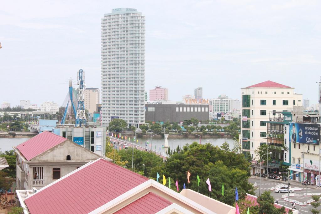 Ngoi Nha Xanh Hotel Da Nang Exterior foto