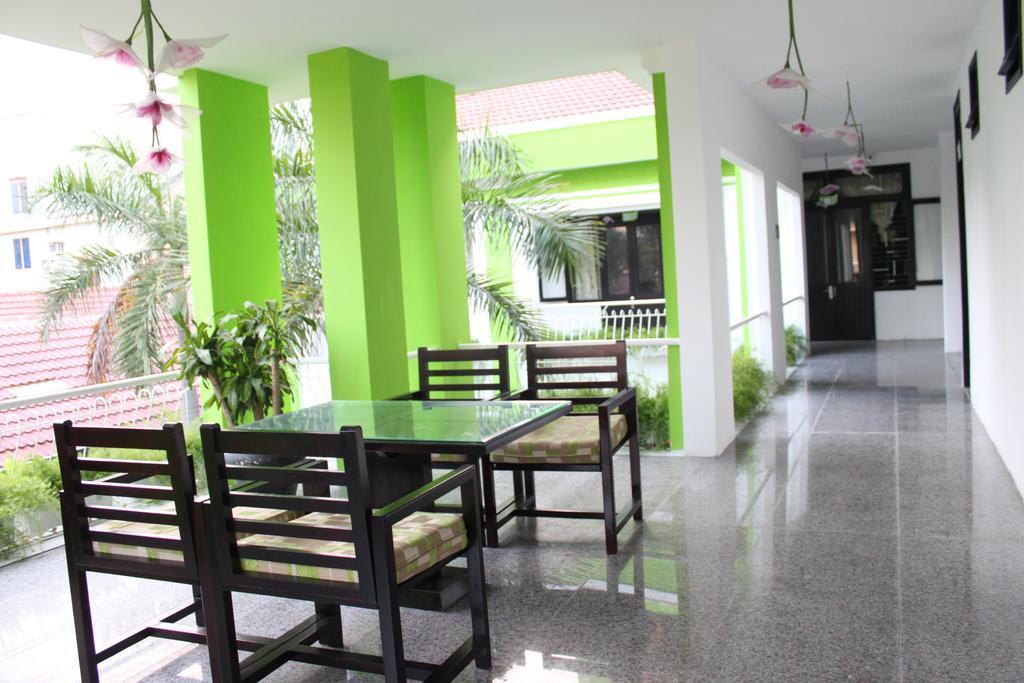 Ngoi Nha Xanh Hotel Da Nang Exterior foto